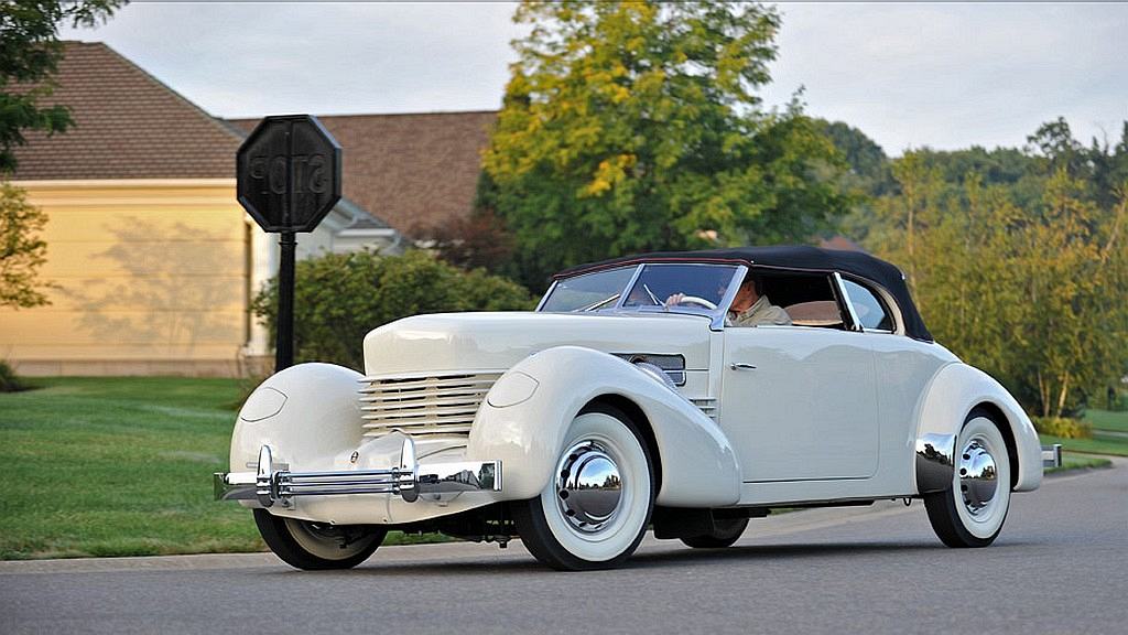 Click to Enlarge-Esc to Close myimgs/ArtDecoCars1937-60/1937 Cord-812-Phaeton.jpg